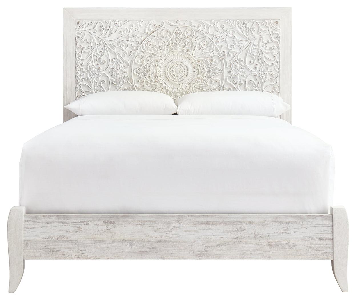 Paxberry Whitewash Queen Panel Bed headboard detail front