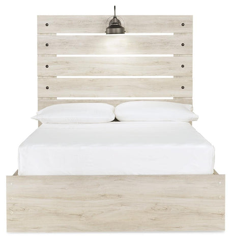 Head-on view of Cambeck full panel whitewashed bed