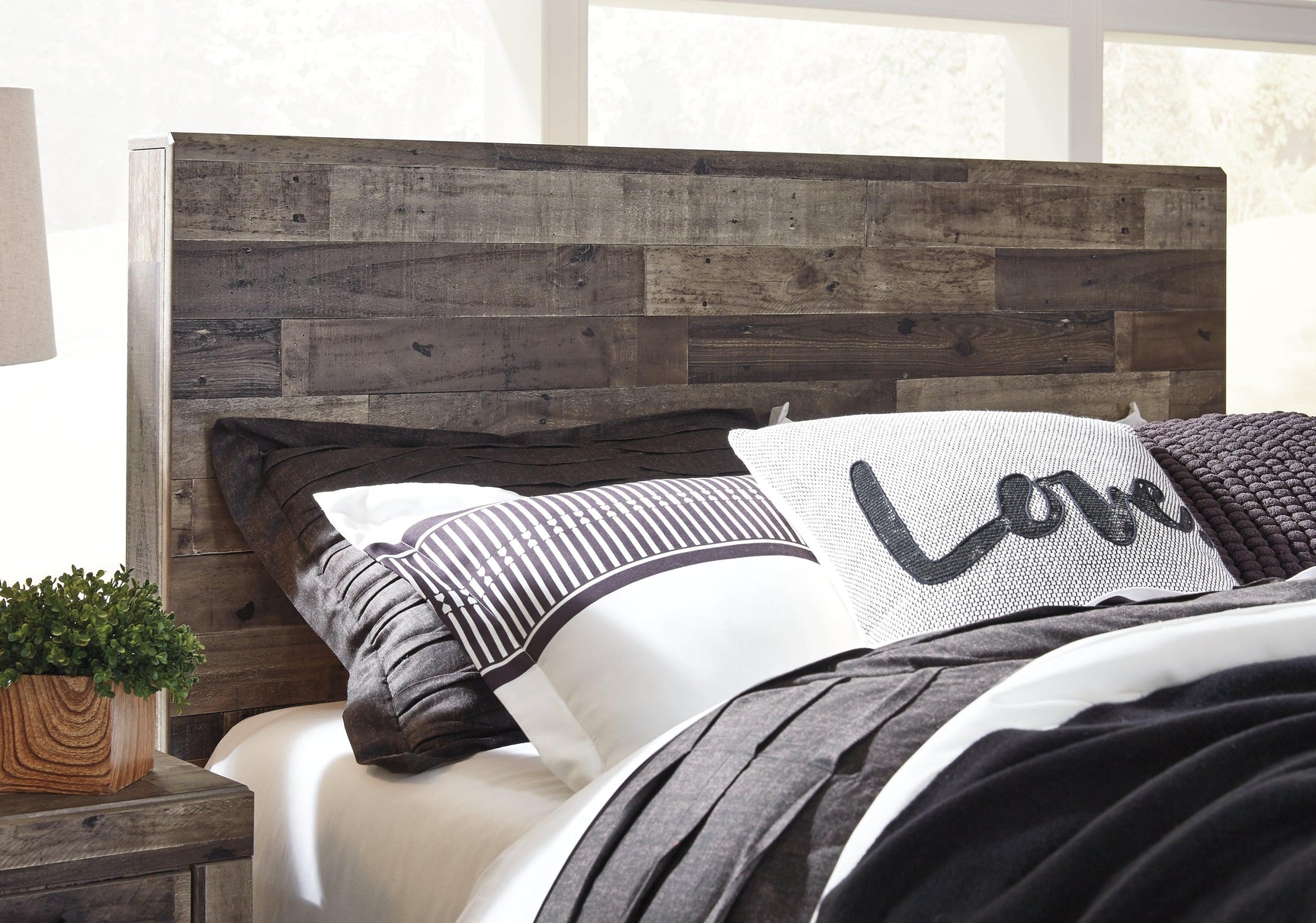 Derekson rustic multi gray finish close-up