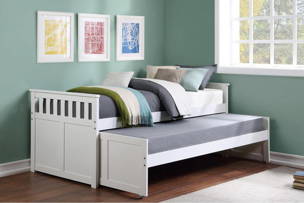 Galen White Twin Over Twin Daybed full room setup