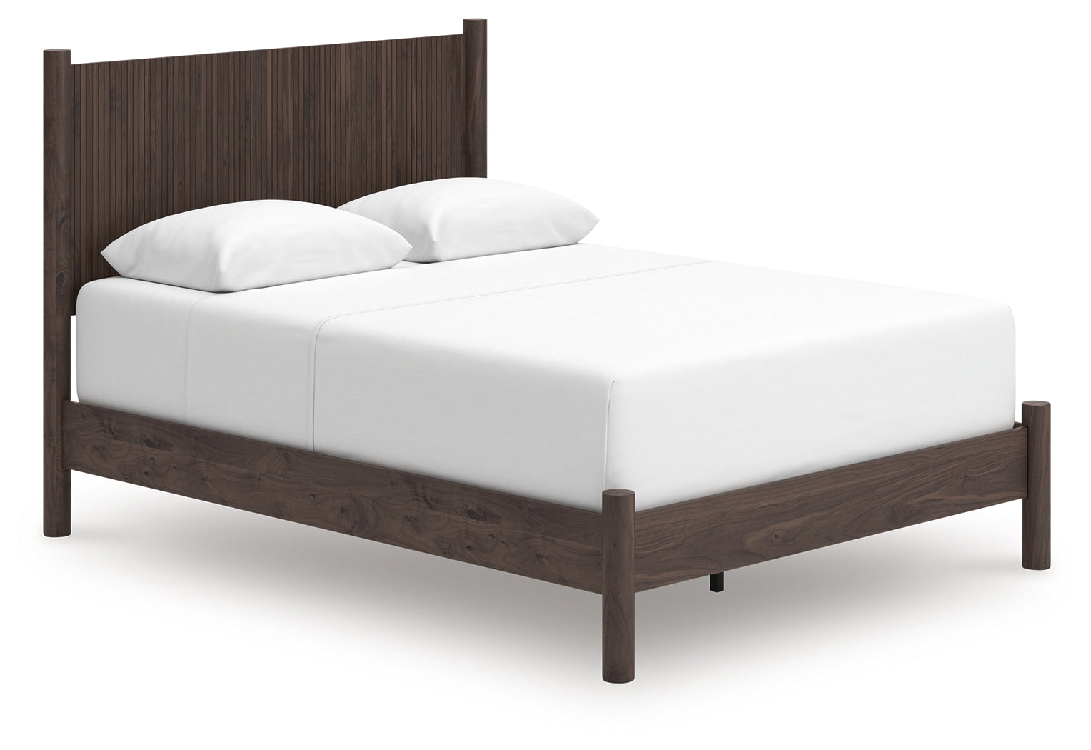 Pamytta Brown Queen Panel Bed angled side view
