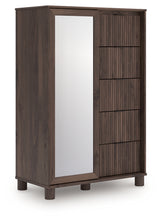 Pamytta Dressing Chest angled view