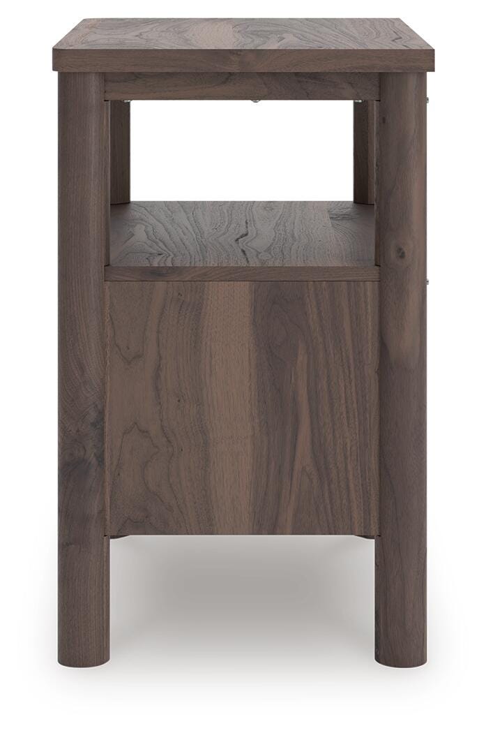Pamytta Brown Platform Bedroom Set view 21