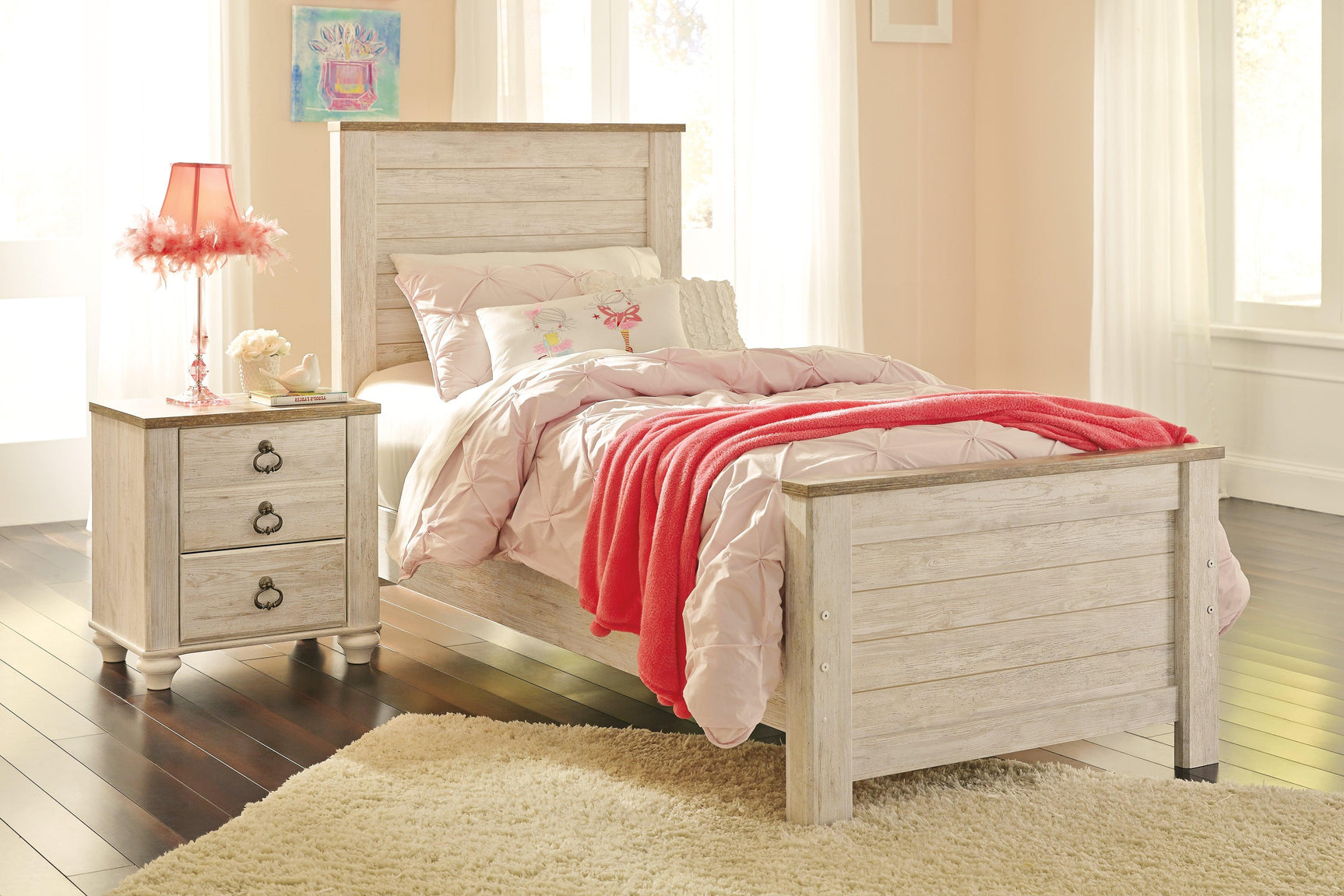 Willowton Twin Panel Bed footboard detail