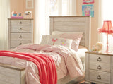 Whitewash finish close-up on Willowton bed