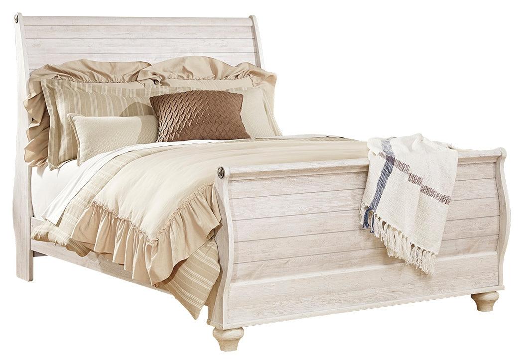 Willowton Whitewash Queen Sleigh Bed side profile