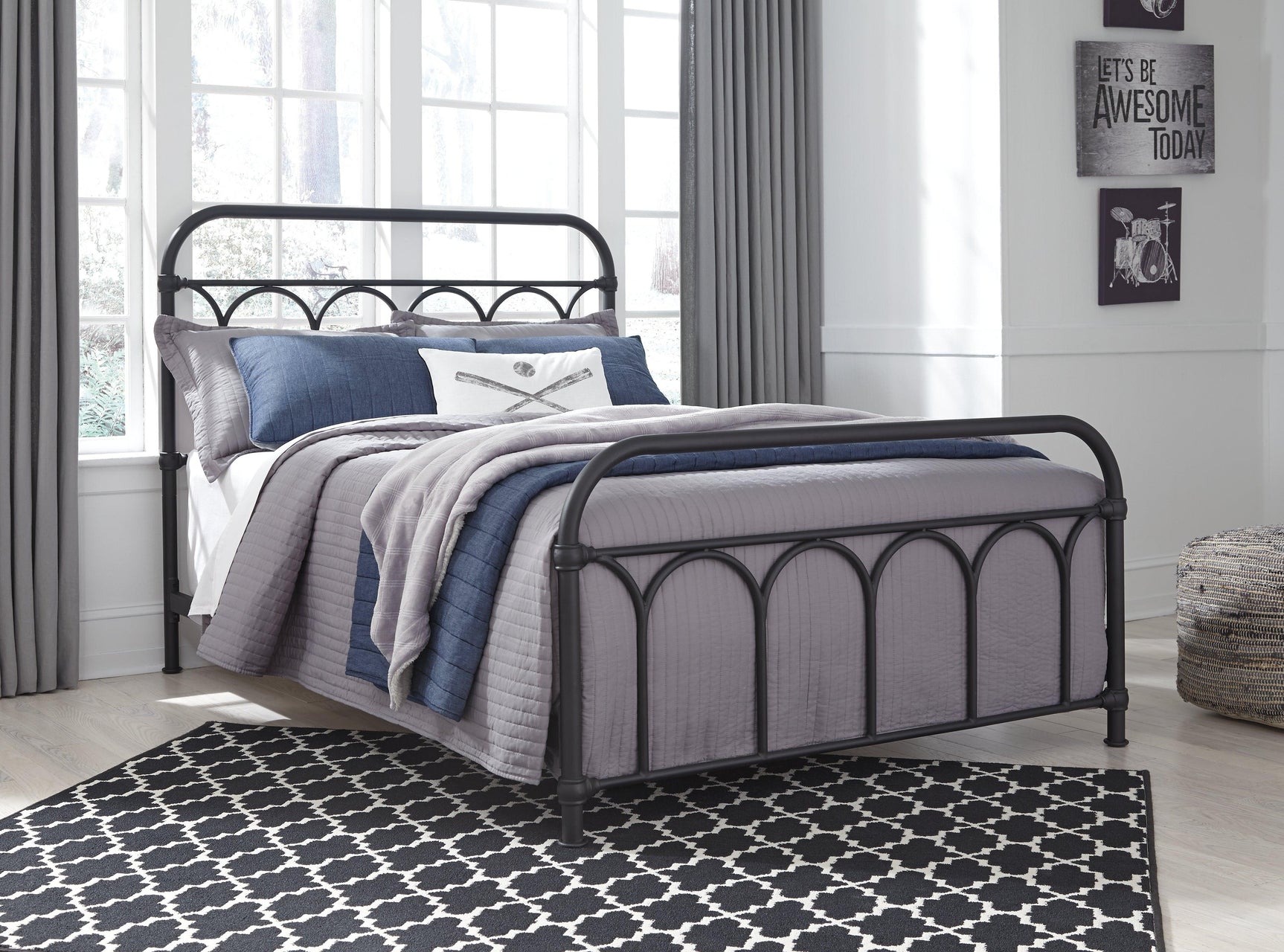 Nashburg Black Full Metal Bed side angle in black finish
