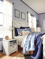 Bellaby Whitewash Queen Crossbuck Panel Bed footboard detail