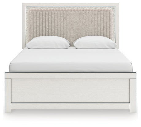 Zuraleus Bed footboard and platform detail