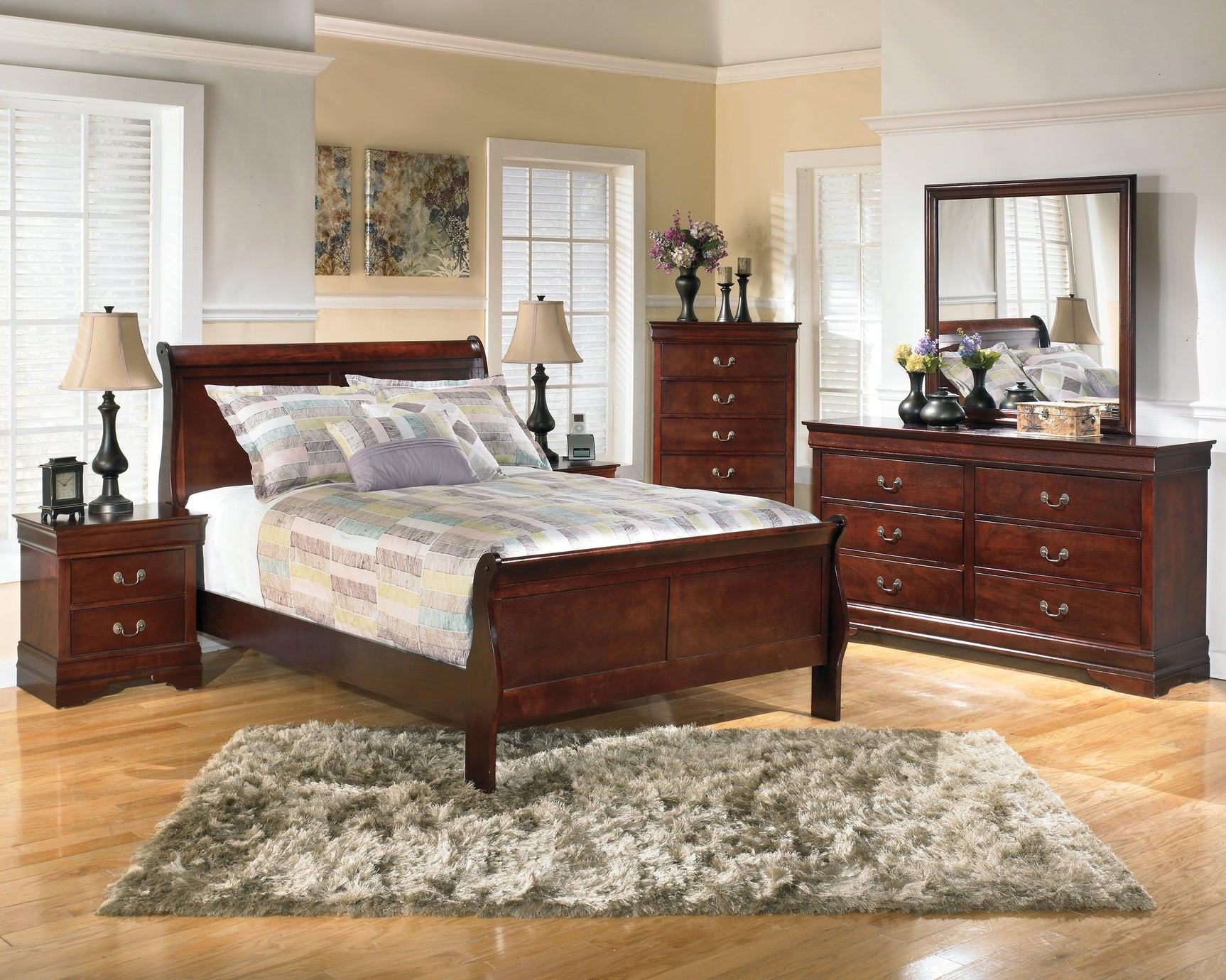 Alisdair Full Sleigh Bed footboard and rails