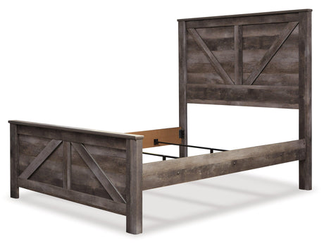 Wynnlow Gray Queen Crossbuck Panel Bed headboard close-up