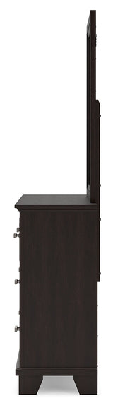 Top molding detail on Covetown dresser