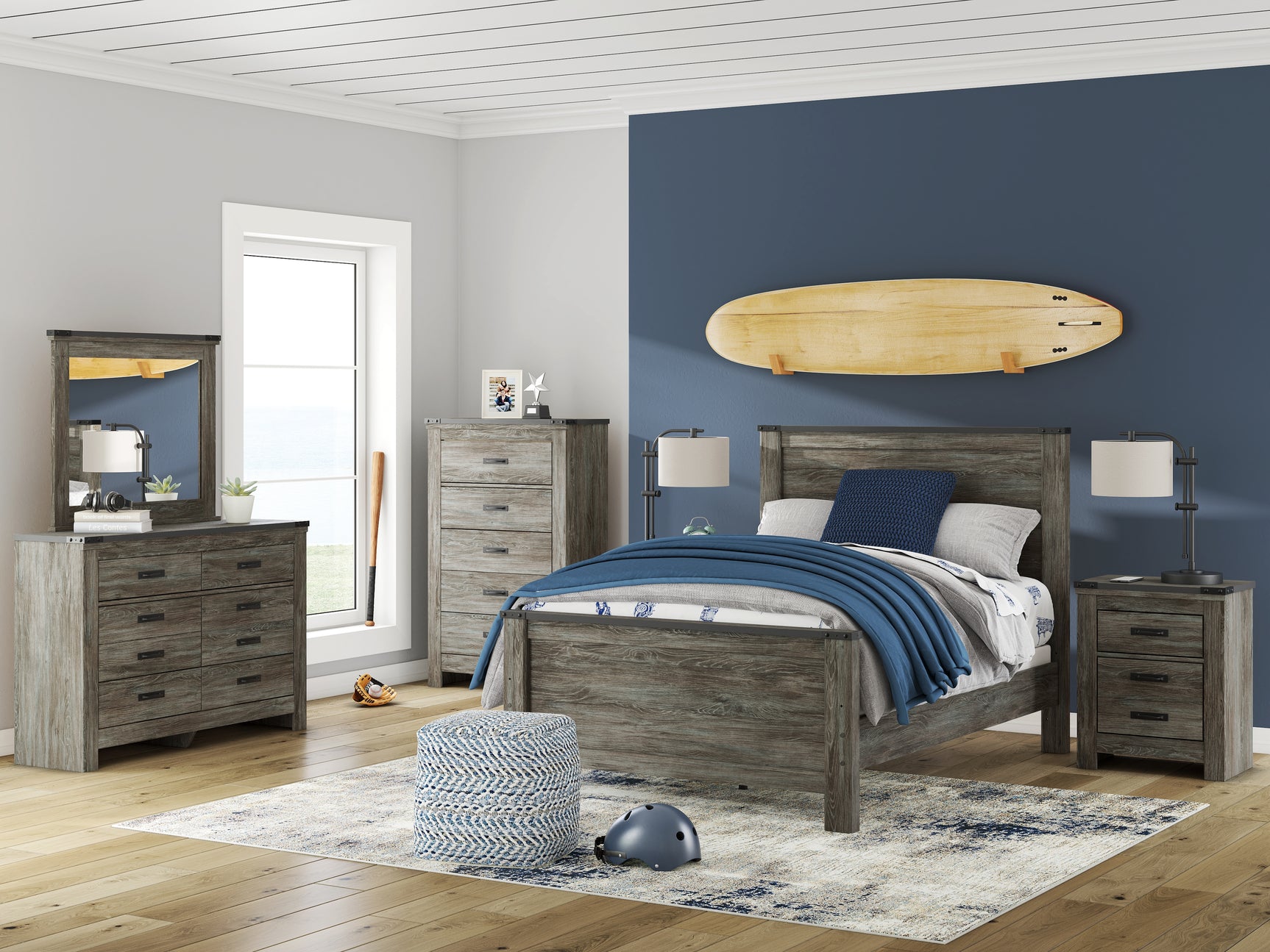 Frandern Gray 8-Drawer Dresser Frandern Gray 8-Drawer Dresser