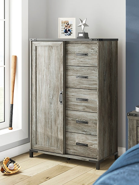Frandern Gray Dressing Chest front view