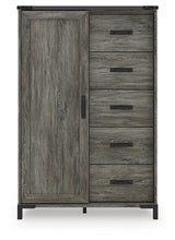 Frandern Dressing Chest head-on view