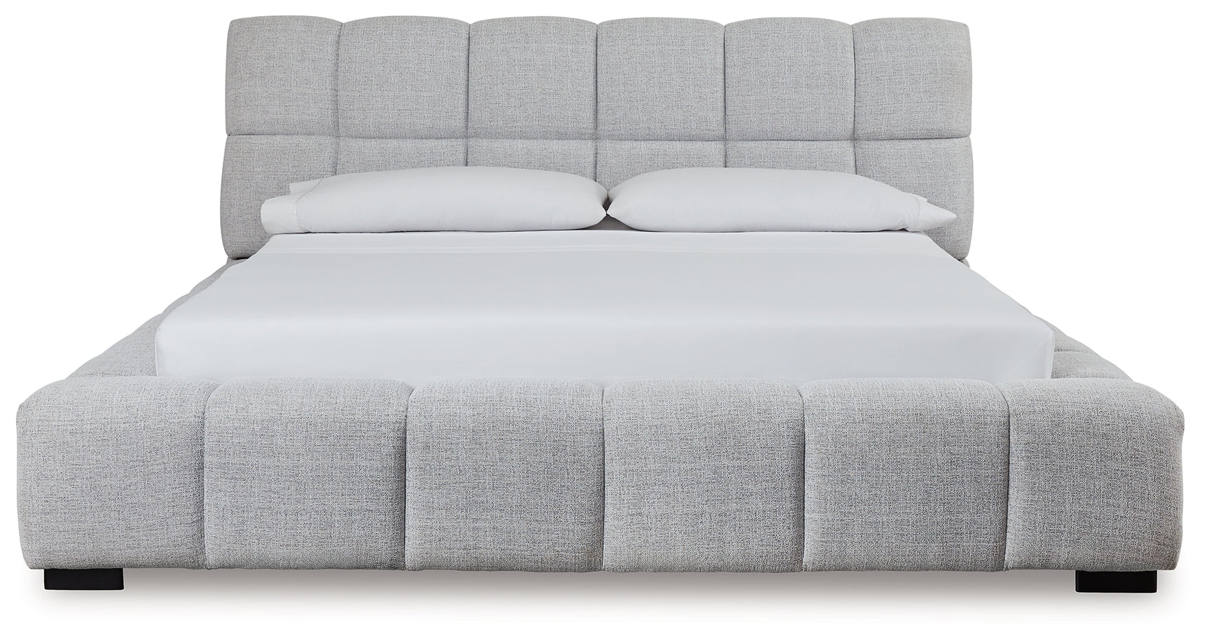 Grendusk King Upholstered Bed head-on perspective