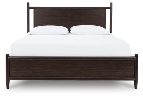 Dantenton Merlot Queen Panel Bed footboard detail