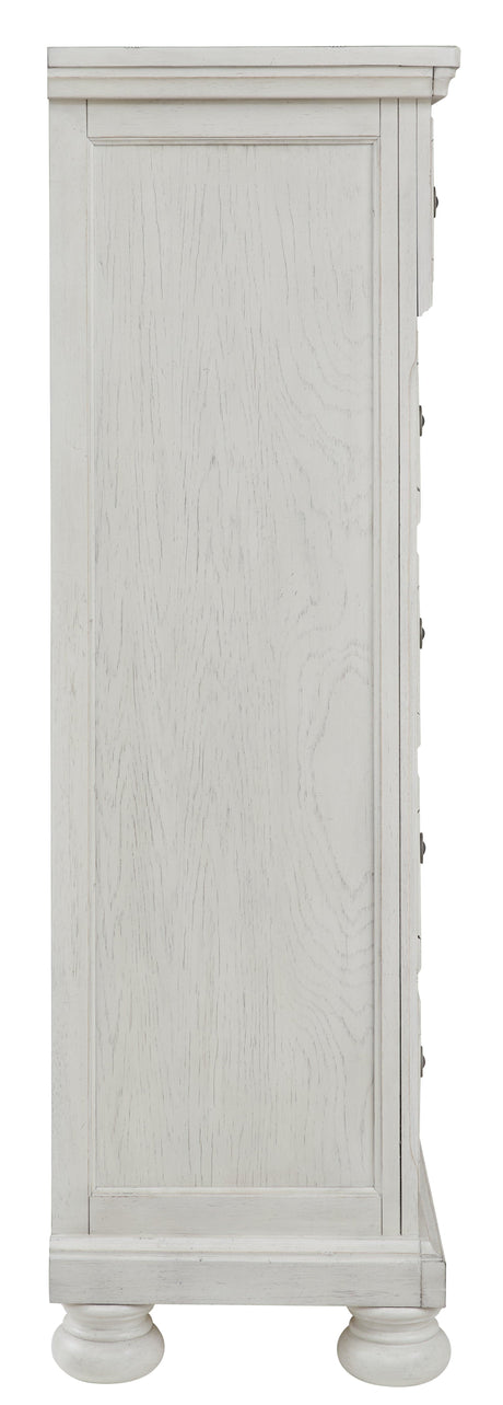 Drawer glide detail of Robbinsdale Antique White Chest