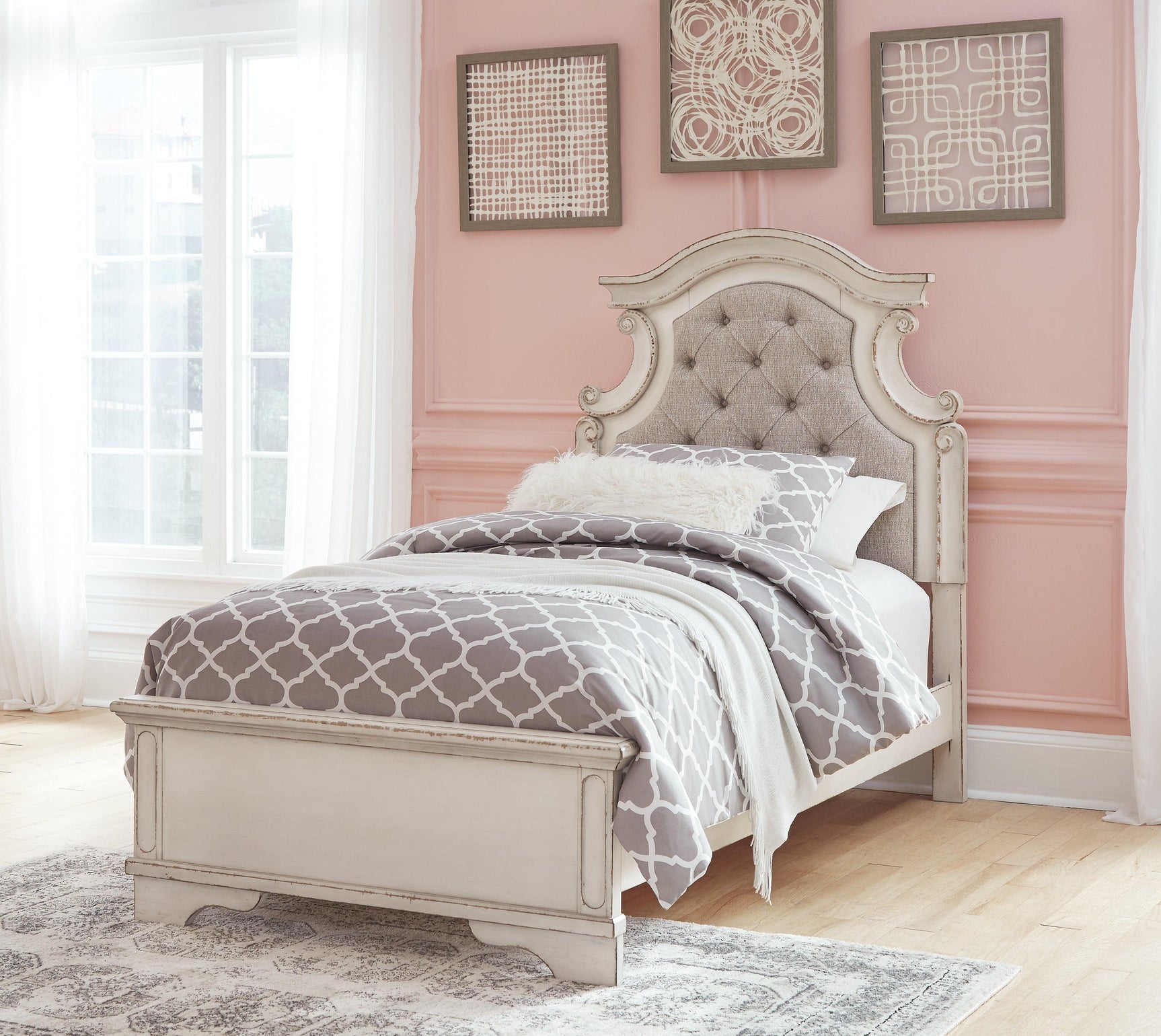 Side angle of Realyn twin bed