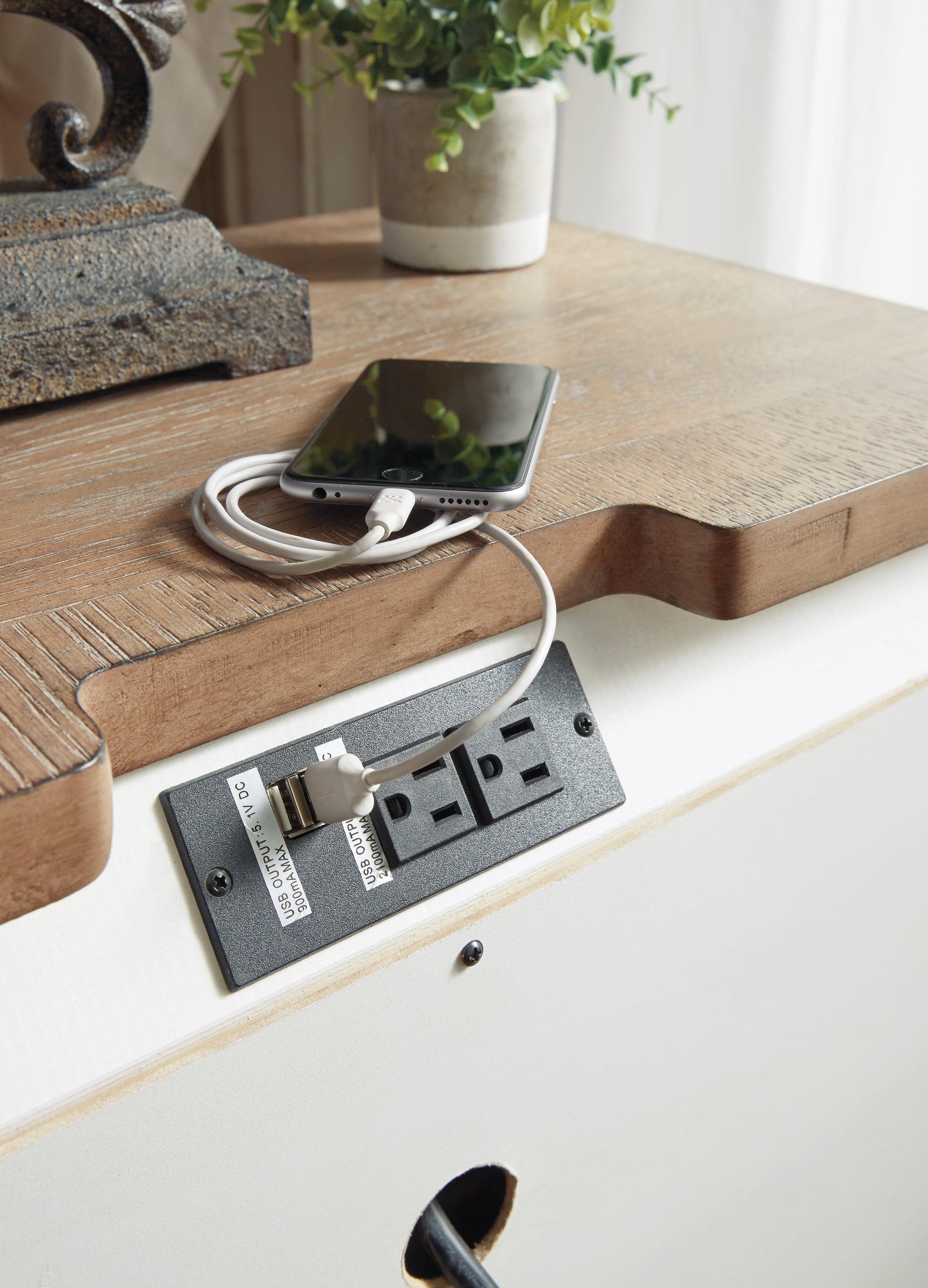 Realyn Nightstand top surface detail