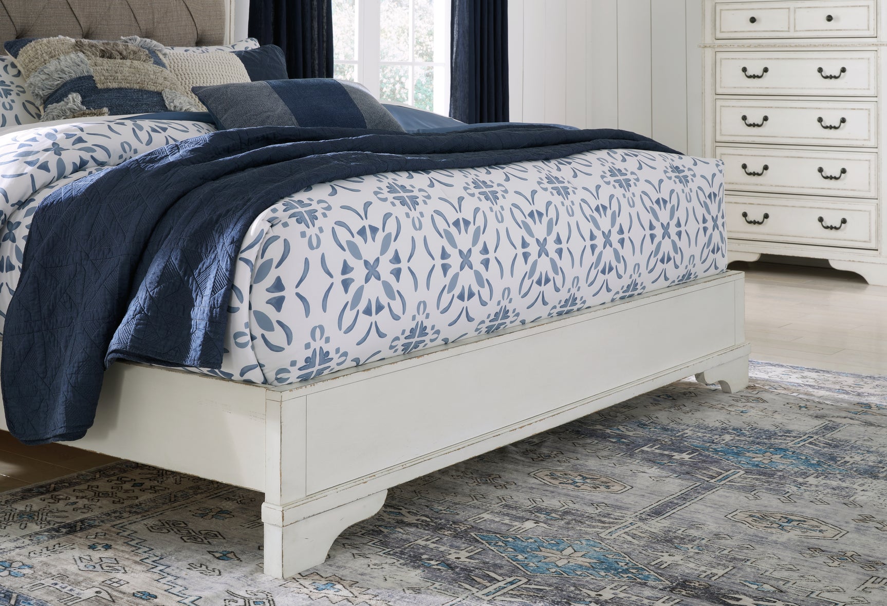 Closeup of Blendon bed finish texture