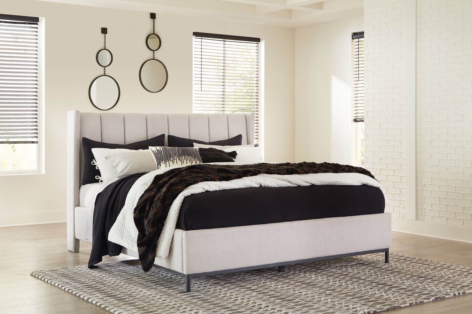 Freslowe White King Upholstered Bed