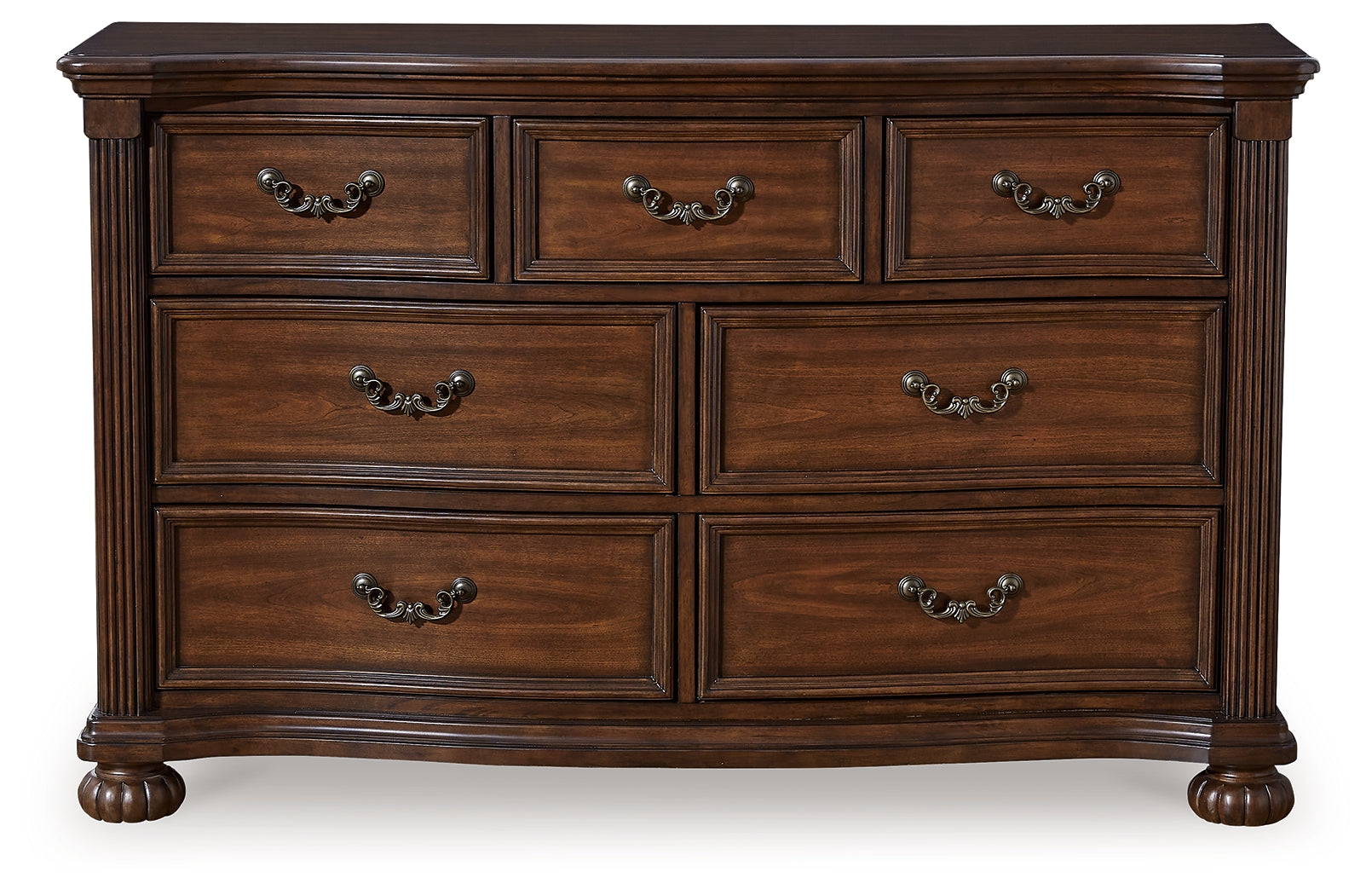 Lavinton dresser close-up of bun feet