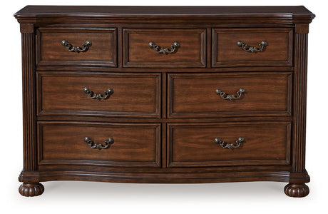 Lavinton dresser close-up of bun feet