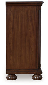 Side profile of Lavinton dresser