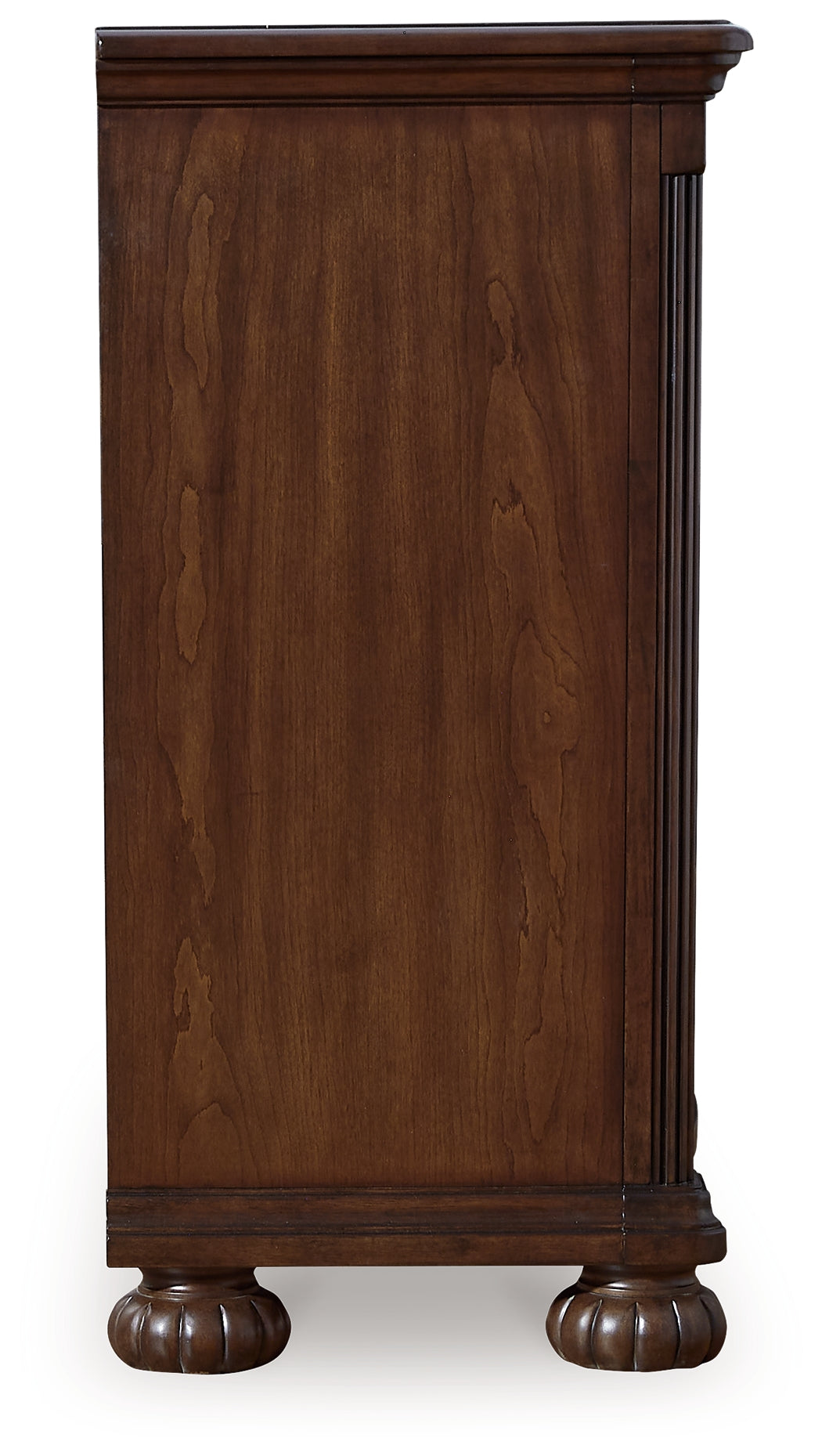 Side profile of Lavinton dresser