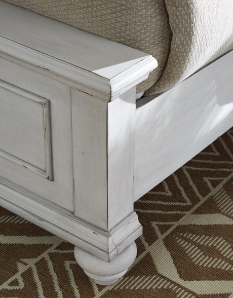 Kanwyn King Panel Bed side profile with storage bench