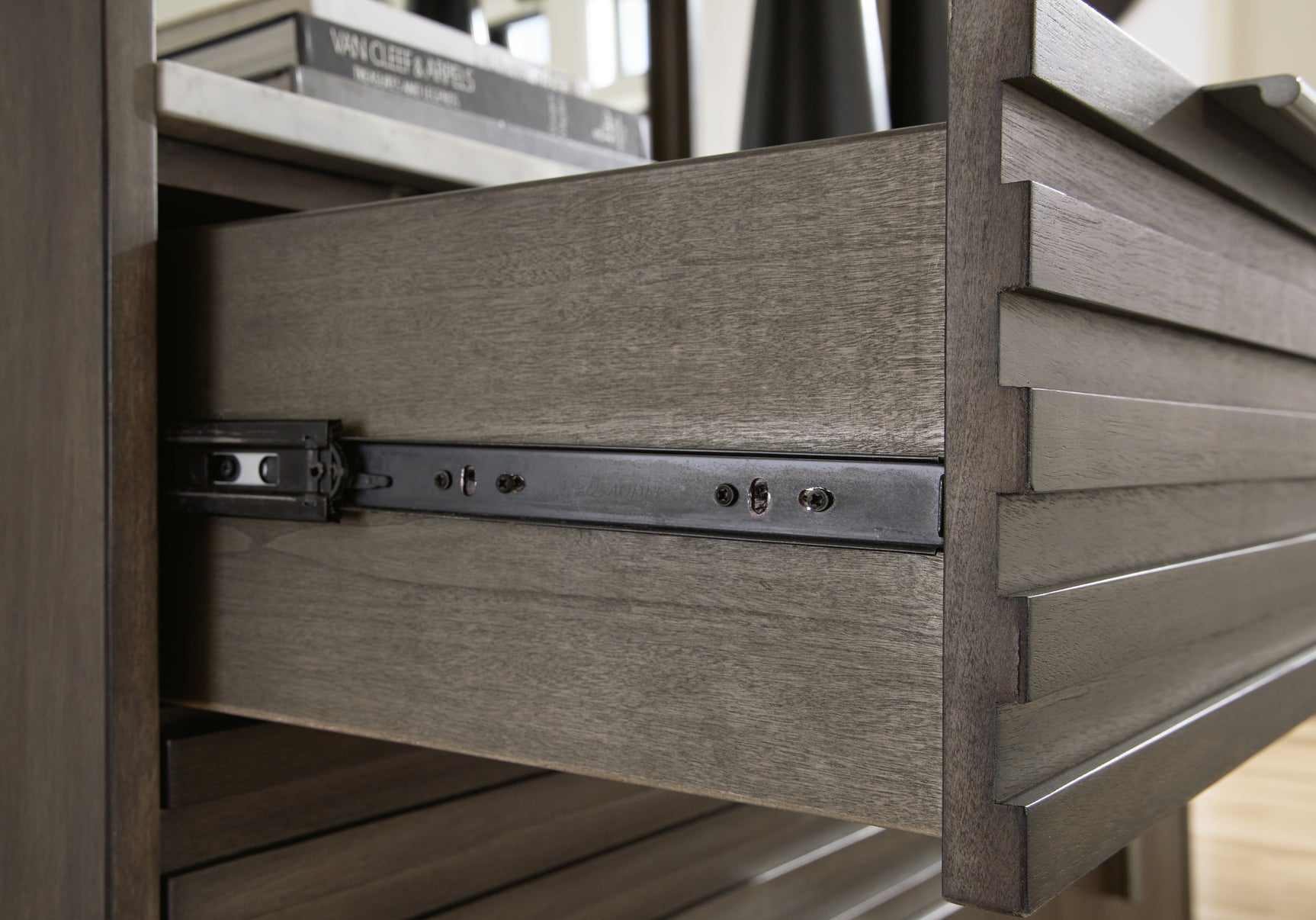 Arkenton Grayish Brown/White Dresser