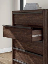 Dilenno Chest of Drawers hardware detail
