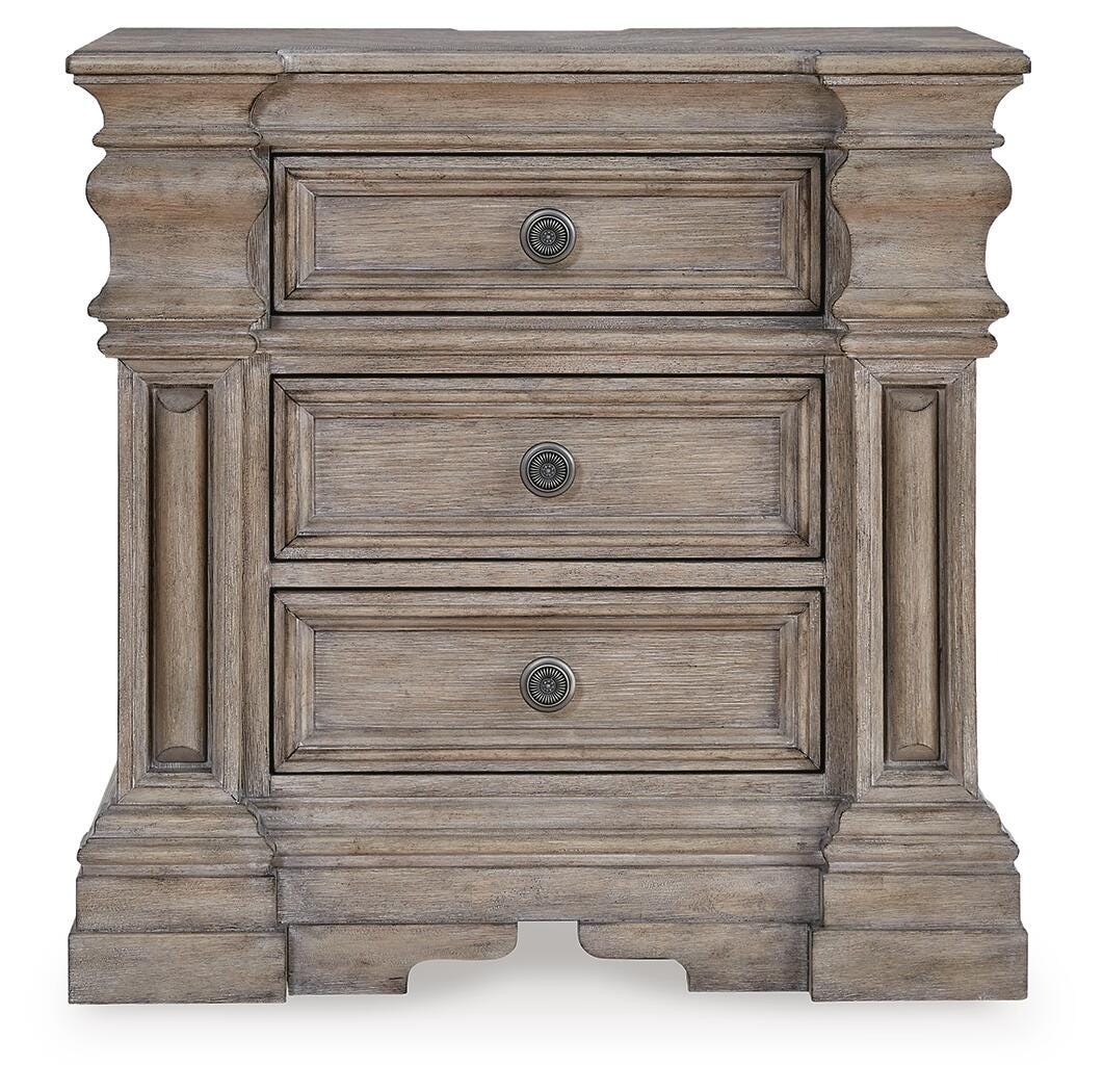 Blairhurst Light Grayish Brown Panel Bedroom Set view 12