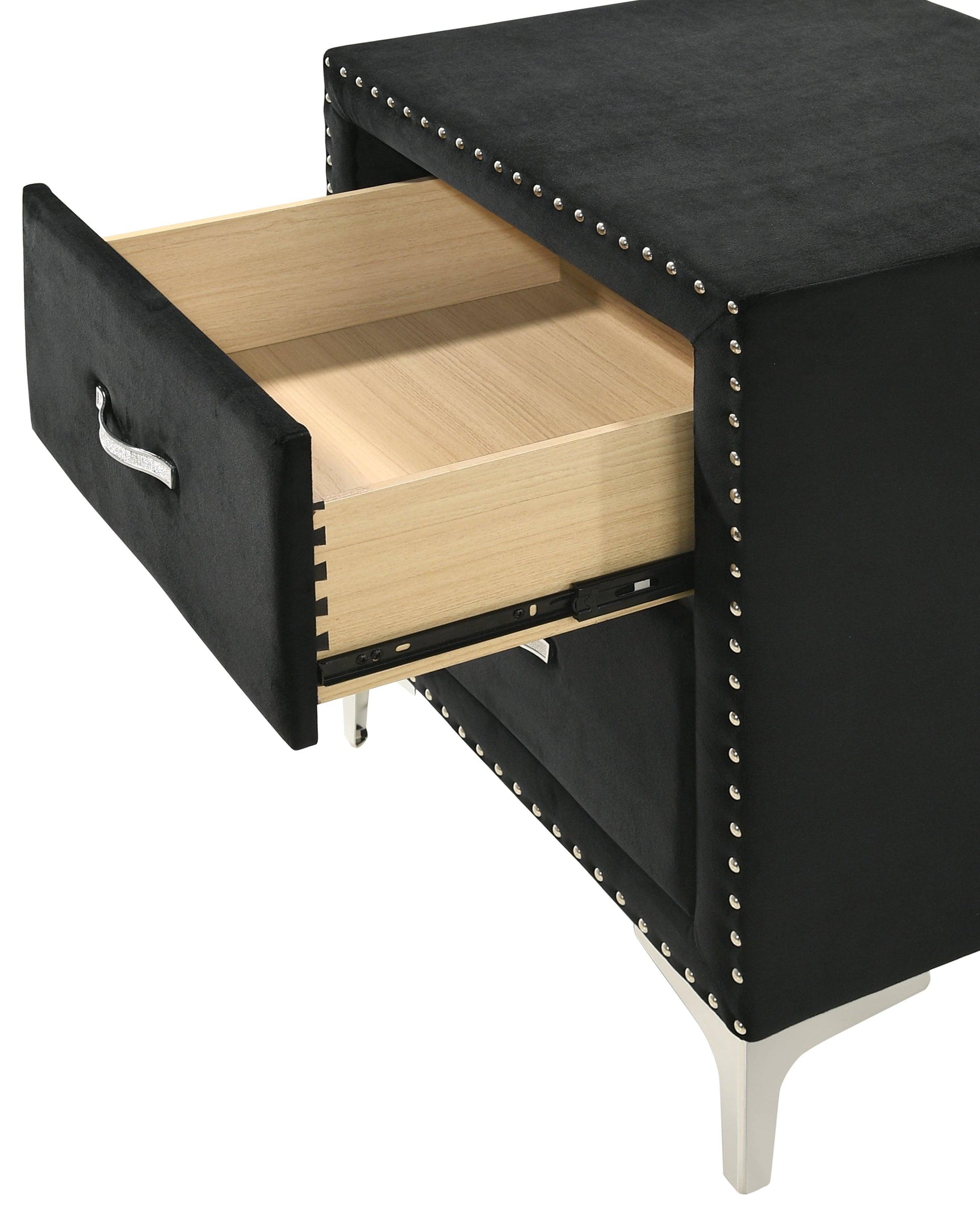 Side view of Lucinda bedroom set nightstand