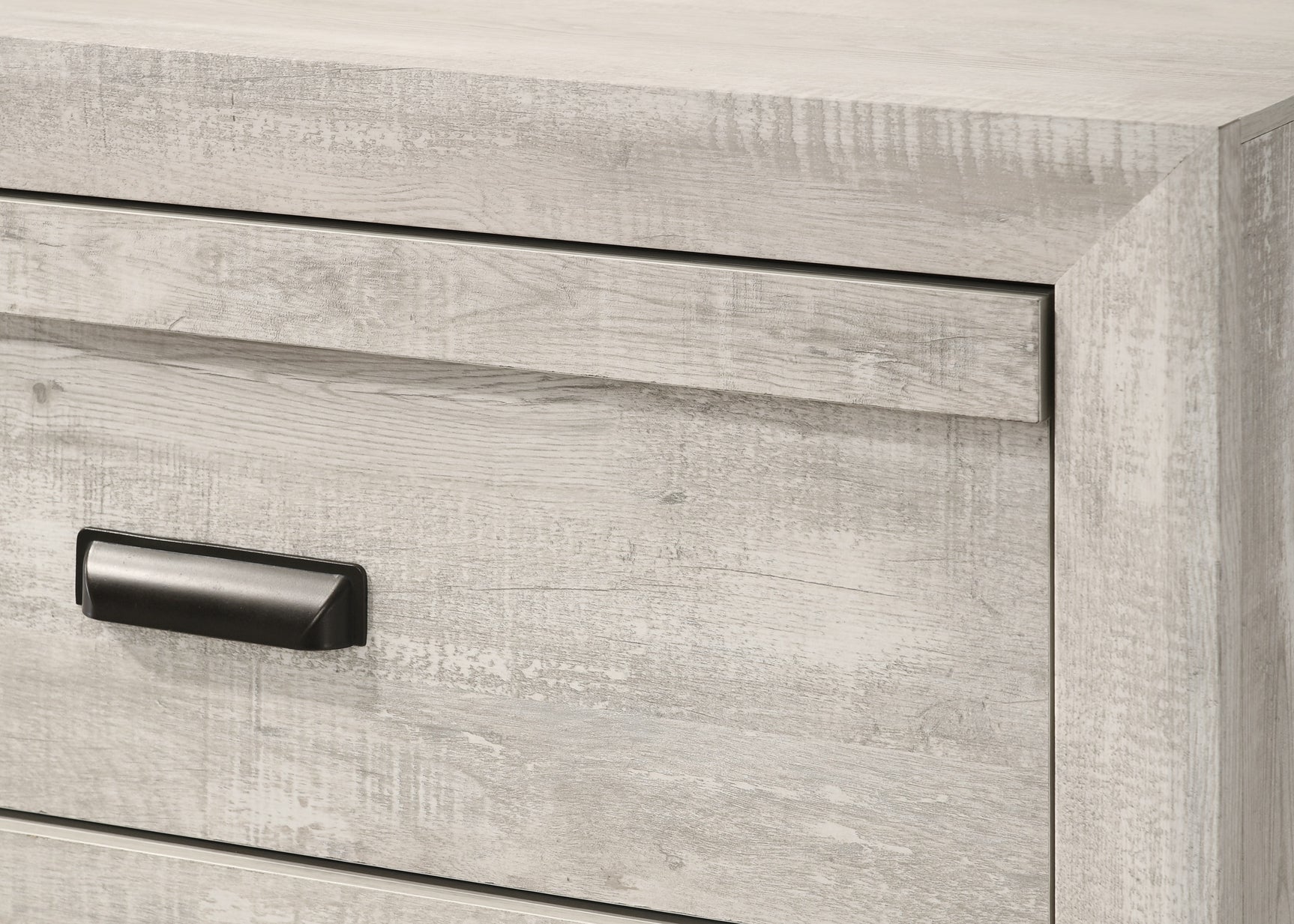 Valor Bedroom furniture ensemble