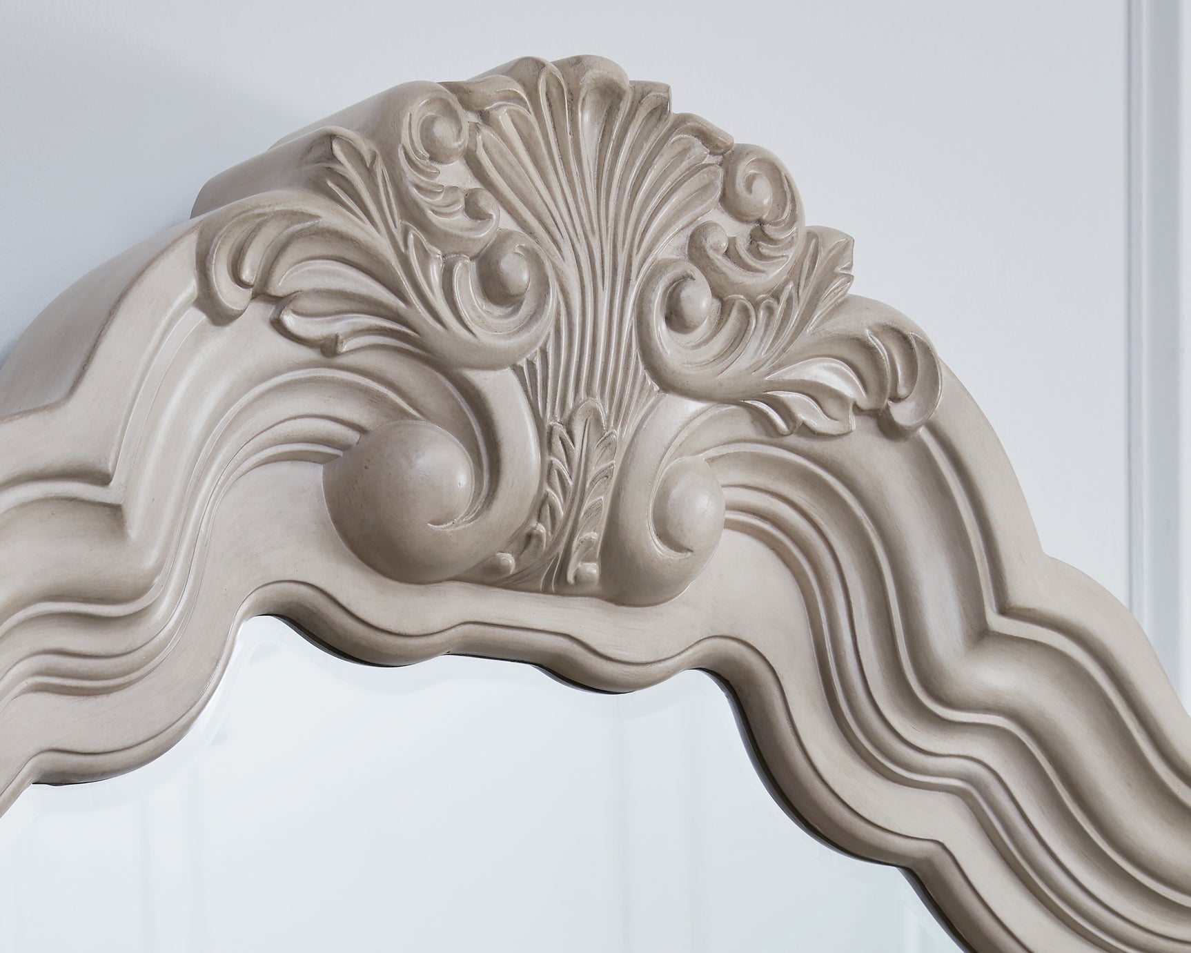 Close-up of crown walnut inlay detail on Bruchandi dresser