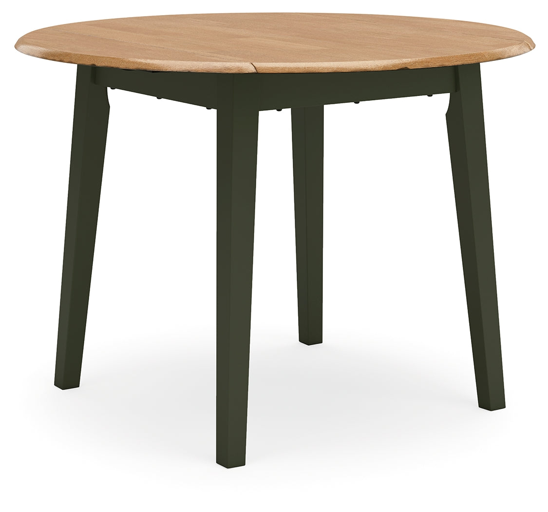 Gesthaven dining table angled side view