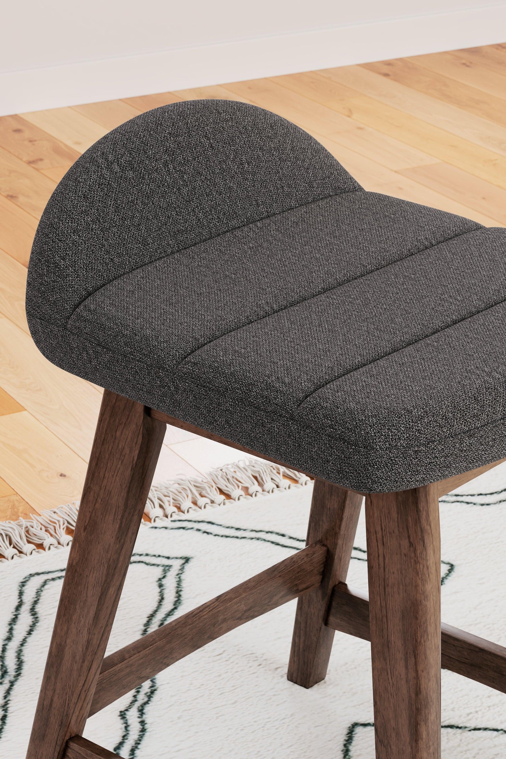 Lyncott bar stool seating detail