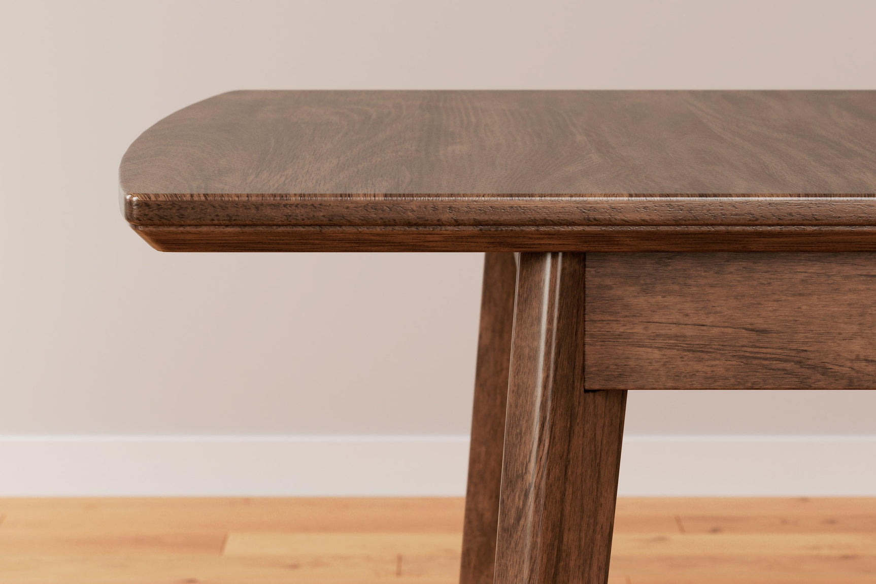 Lyncott Brown Dining Extension Table - detailed wood finish
