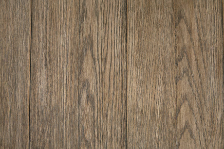 Detail of two-tone finish and wood texture on Tyler Creek Server