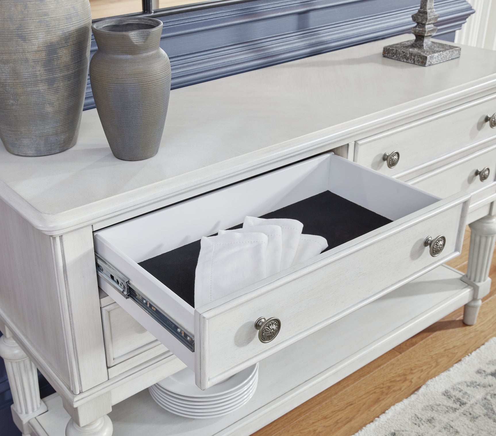 Montelaine Dining Server drawer detail