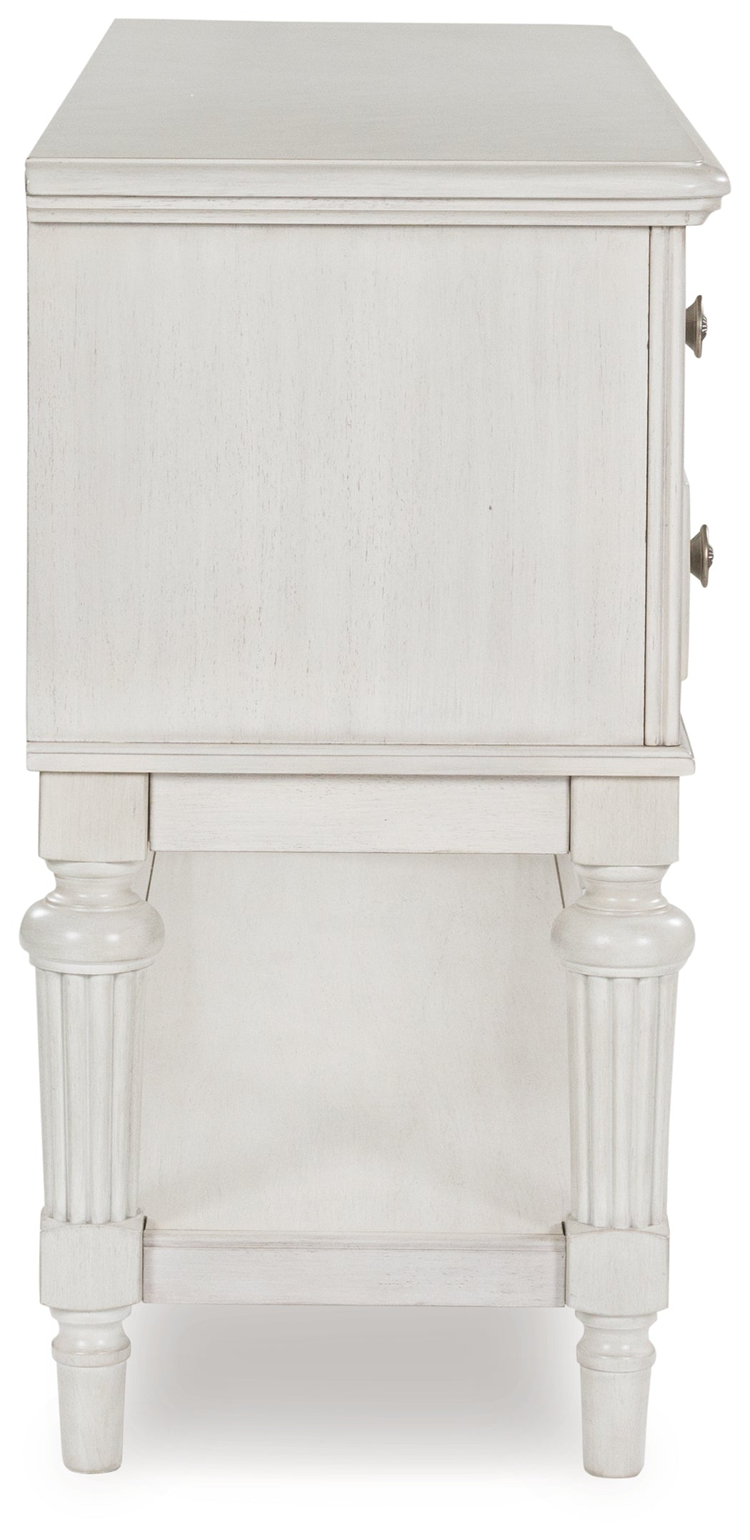 Montelaine Dining Server side view