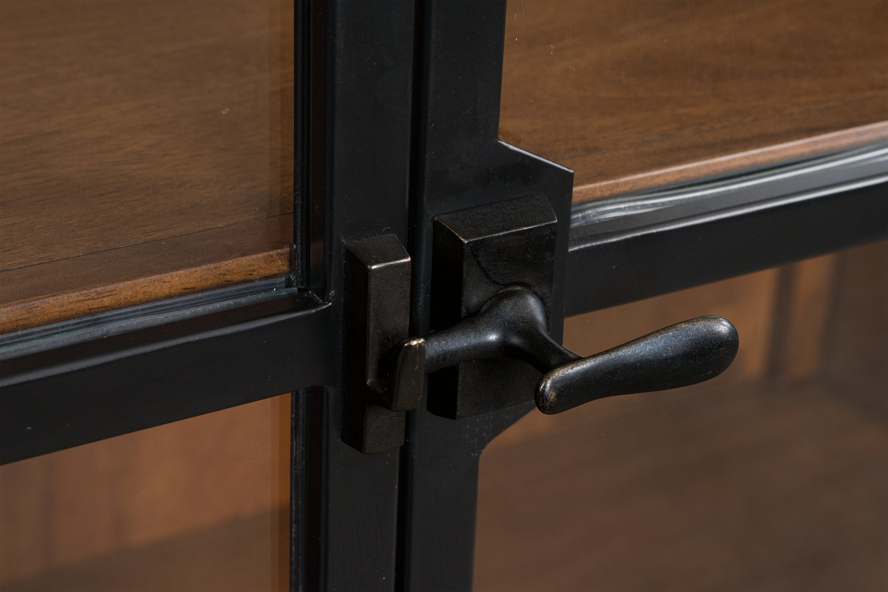 Close up of latch detail on Greddinton display cabinet