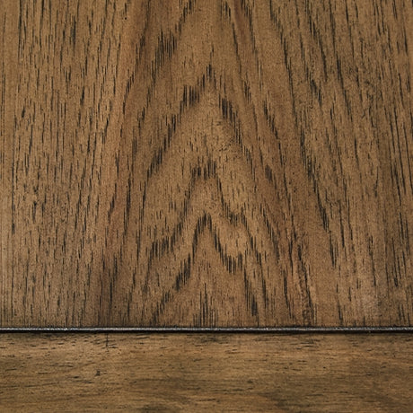 Light brown glazed finish detail