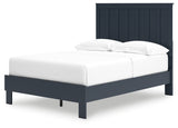 Simmenfort Full Platform Bed angled detail