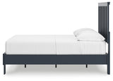 Simmenfort Full Platform Bed angled side view