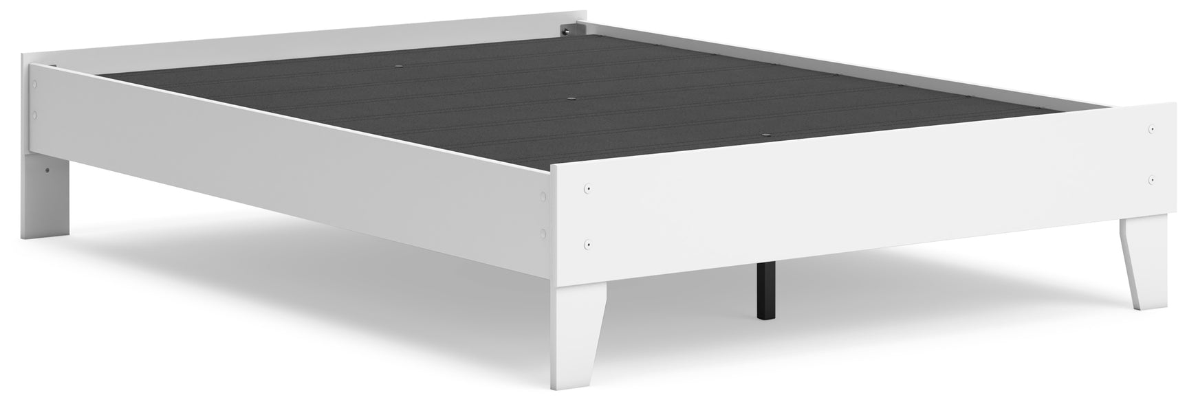 Hallityn Full White Platform Bed - side angle view