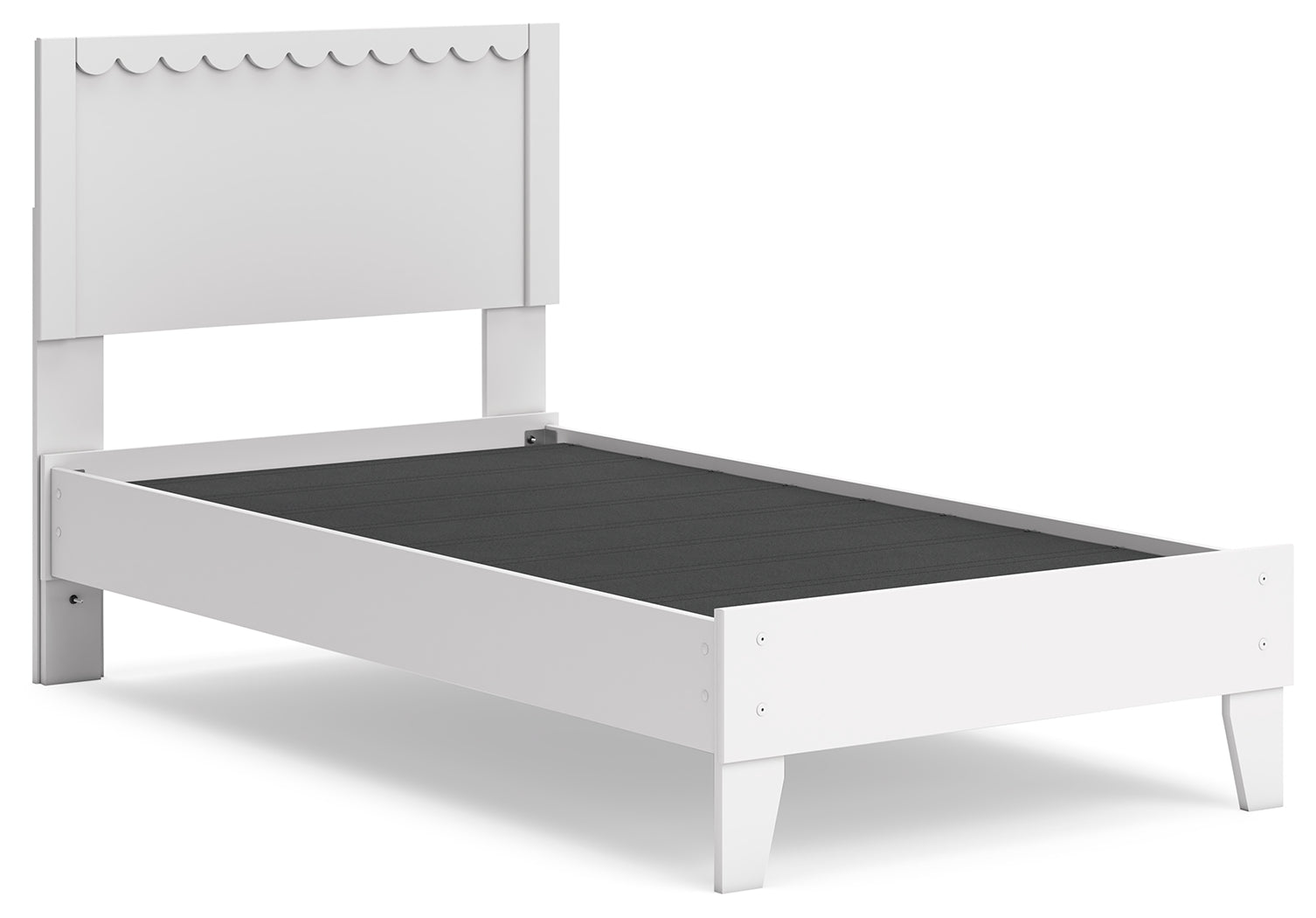 Hallityn Platform Bed side view