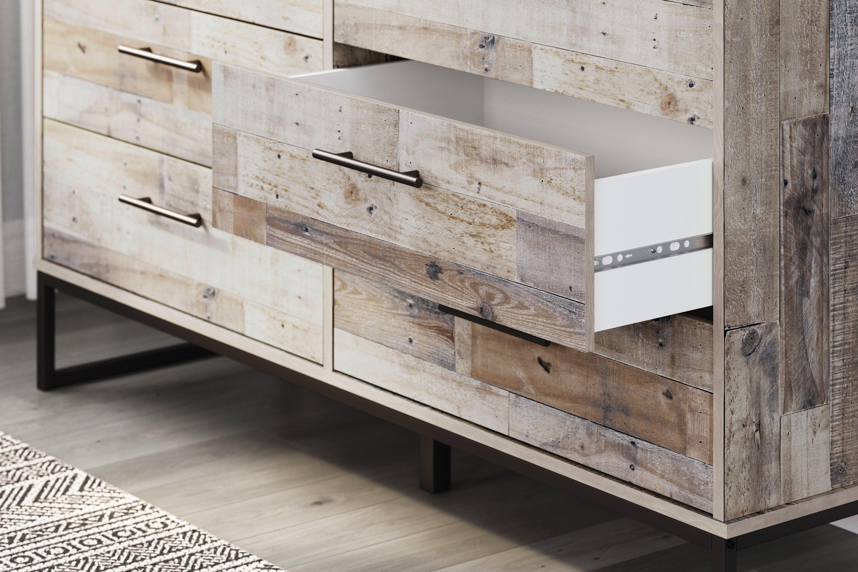 Neilsville Whitewash Casual Dresser close-up detail